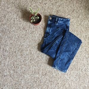 High waisted AE acid wash jeggings